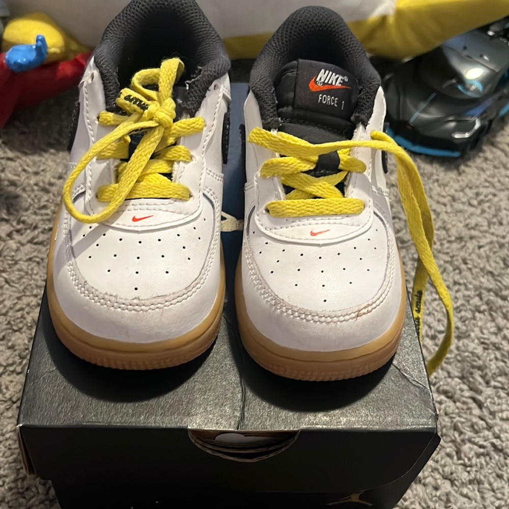 Toddler nike